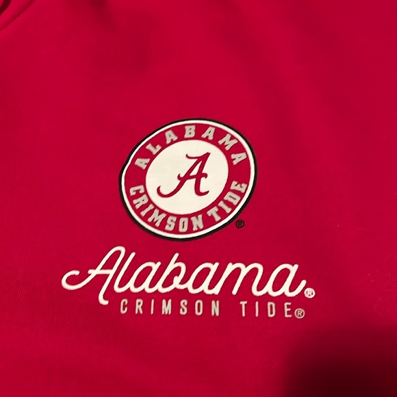 Champions athleticwear unisex Hoodie, Alabama Crimson Tide valued at $80. - Picture 5 of 9